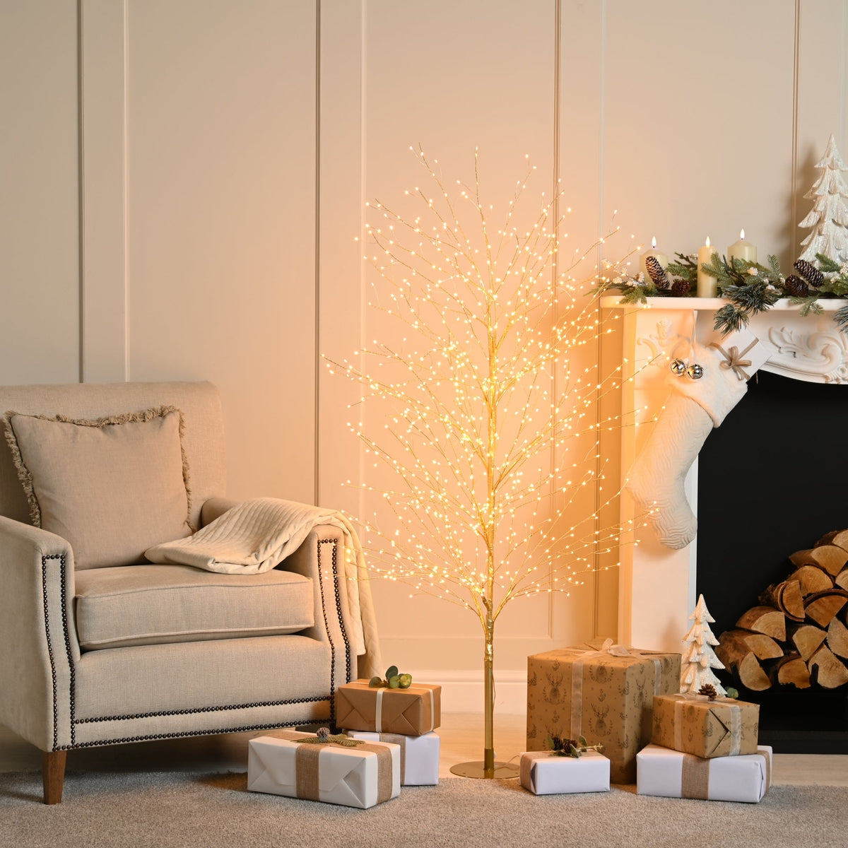 5ft Gold Micro Dewdrop Christmas Tree with 1000 Traditional Warm White LEDs