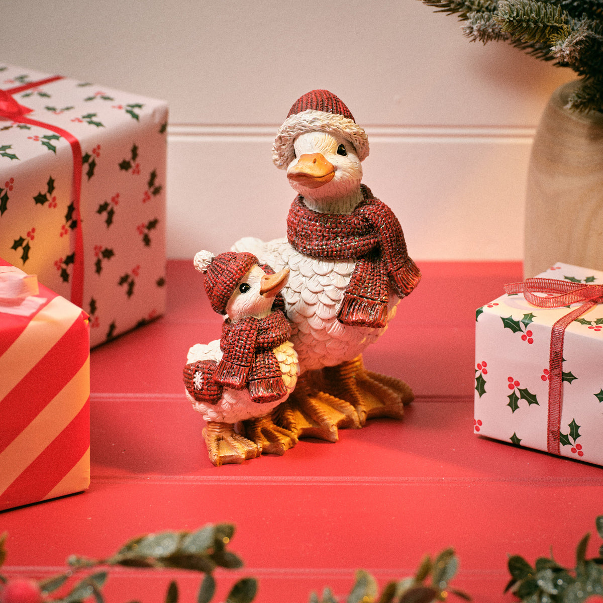 Christmas Mother and Baby Duck Resin Ornament