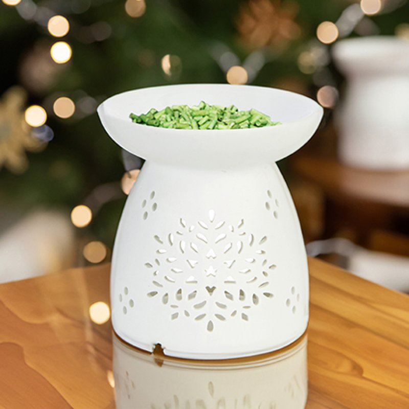 Scentfetti Strawberry Pine Christmas Scent