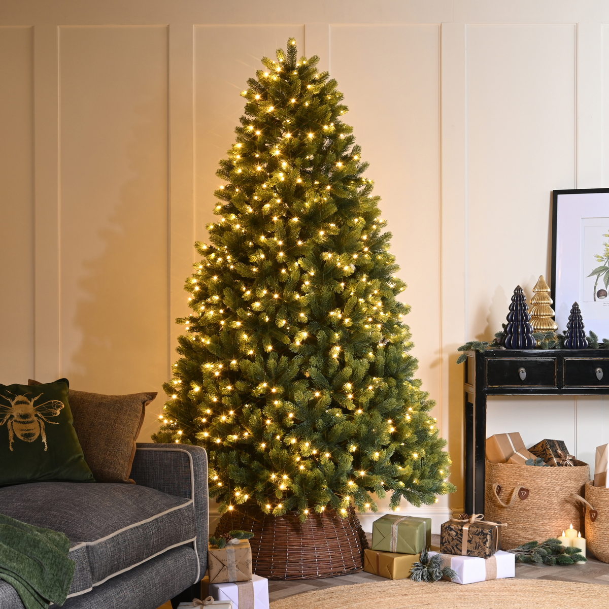 8ft Pre Lit Grampian Pine Artificial Christmas Tree with 880 Warm White LEDs