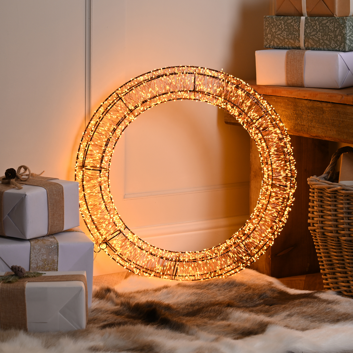 58cm Antique Gold and Black Christmas Wreath with 3000 Gold LEDs